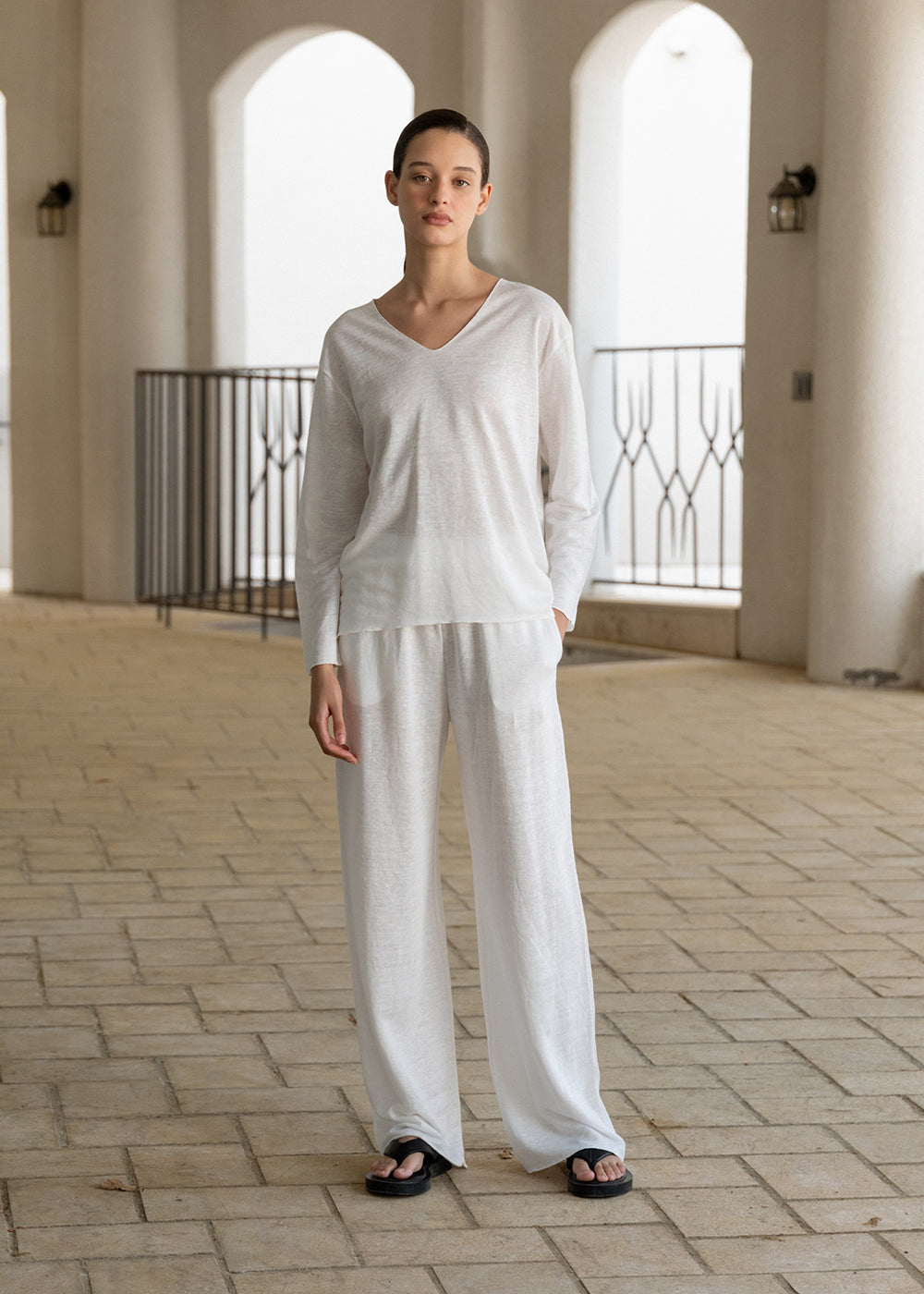 RELAXED-FIT PURE LINEN TOP