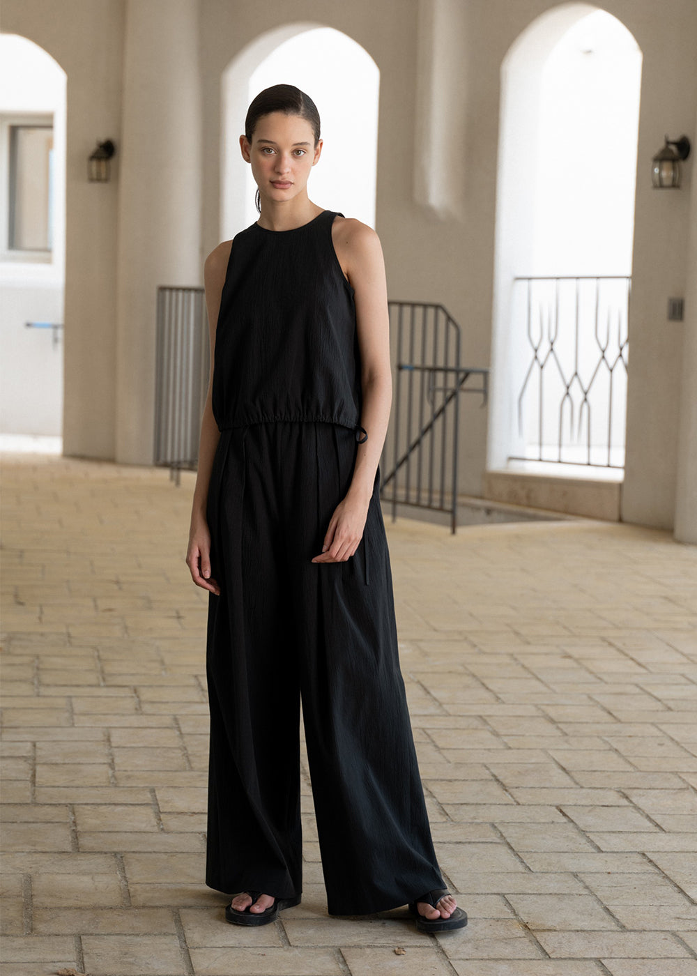 SEERSUCKER DRAWSTRING TOP