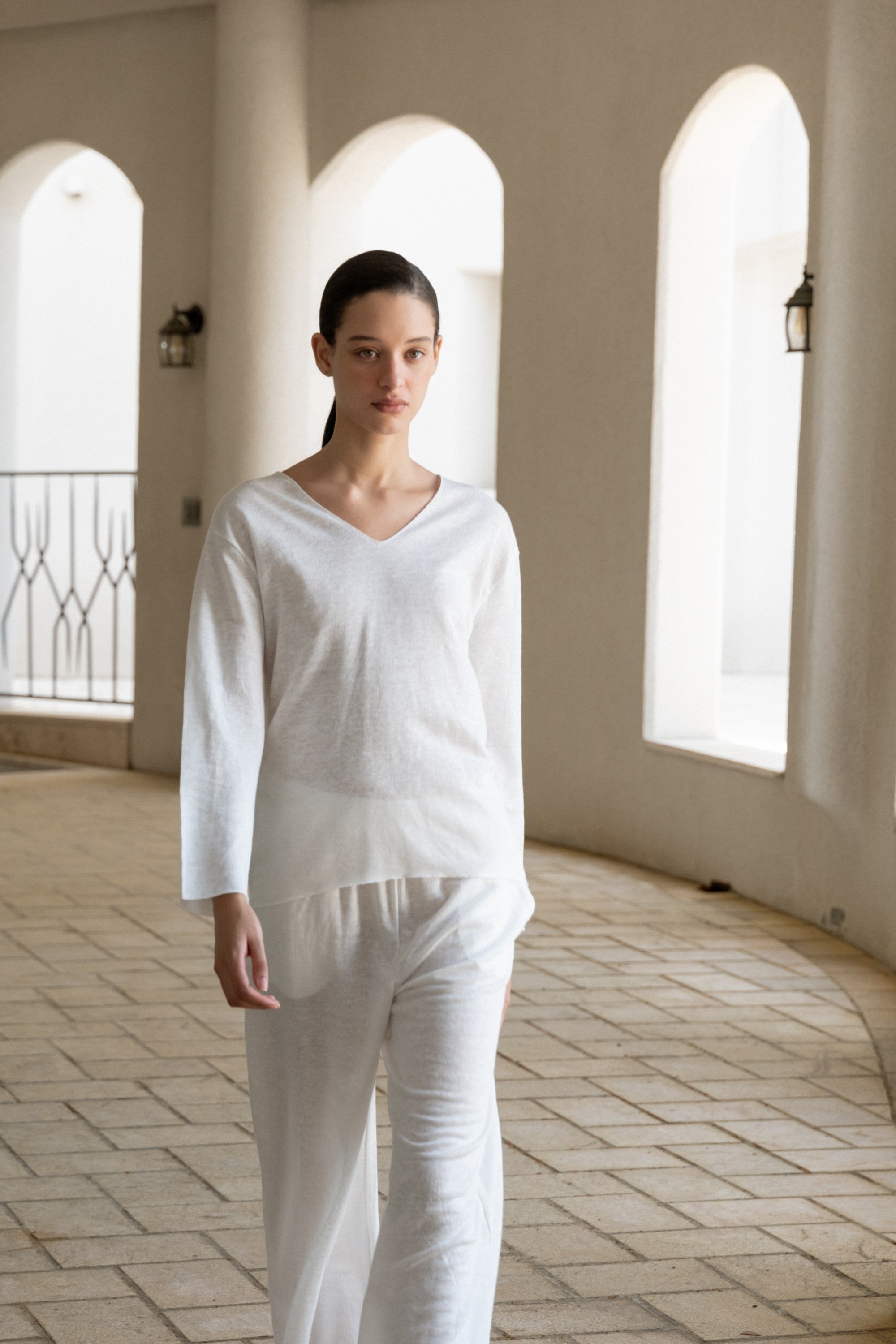 RELAXED-FIT PURE LINEN PANTS