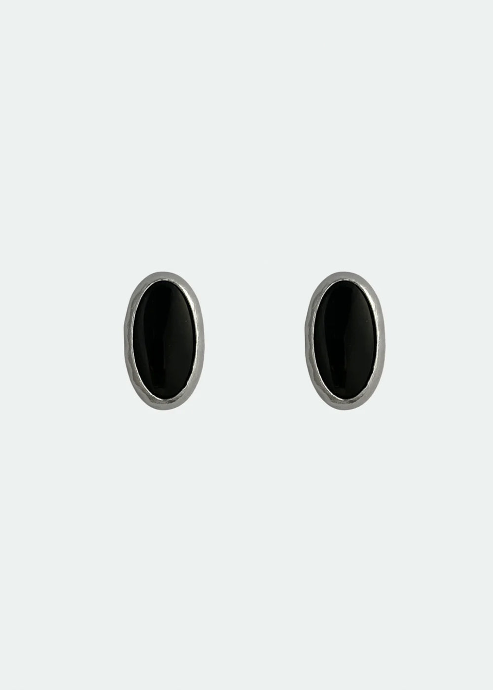 ONYX OVAL STUDS_SILVER