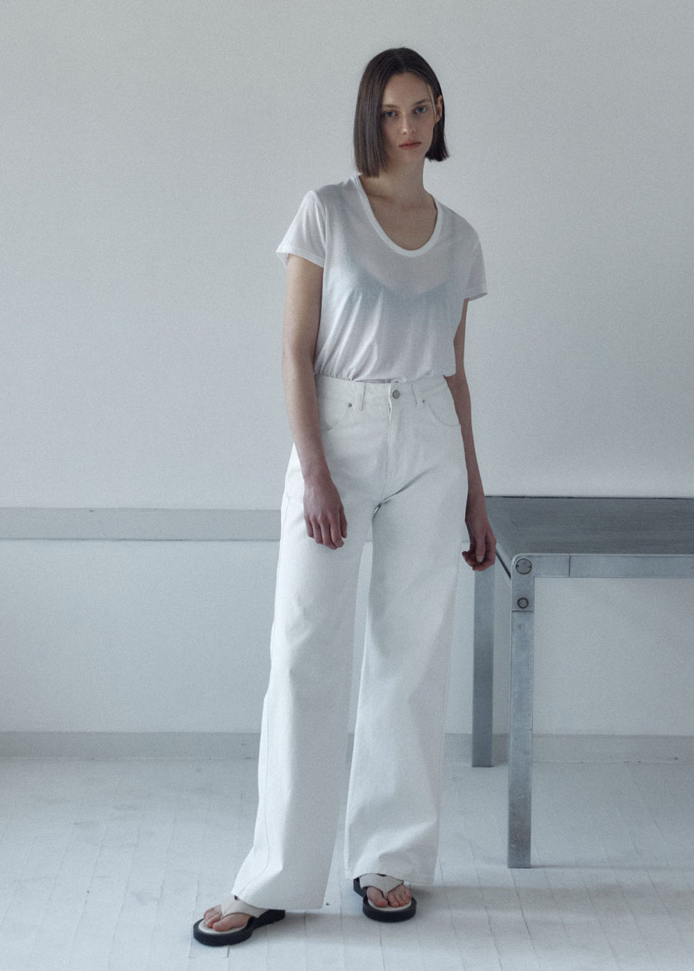 SIGNATURE WHITE DENIM PANTS_WHITE