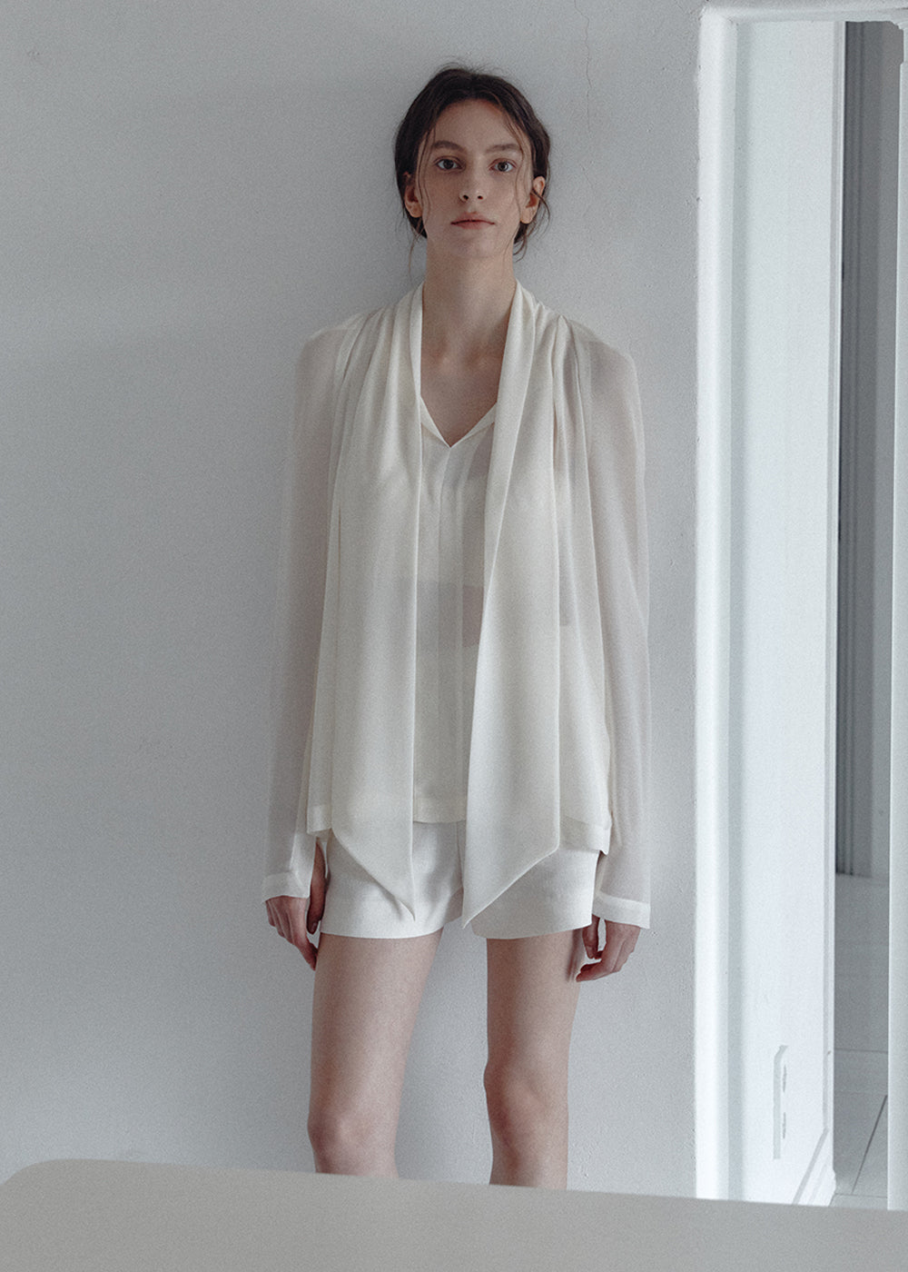 SHEER CRAPE TIE BLOUSE_CREAM