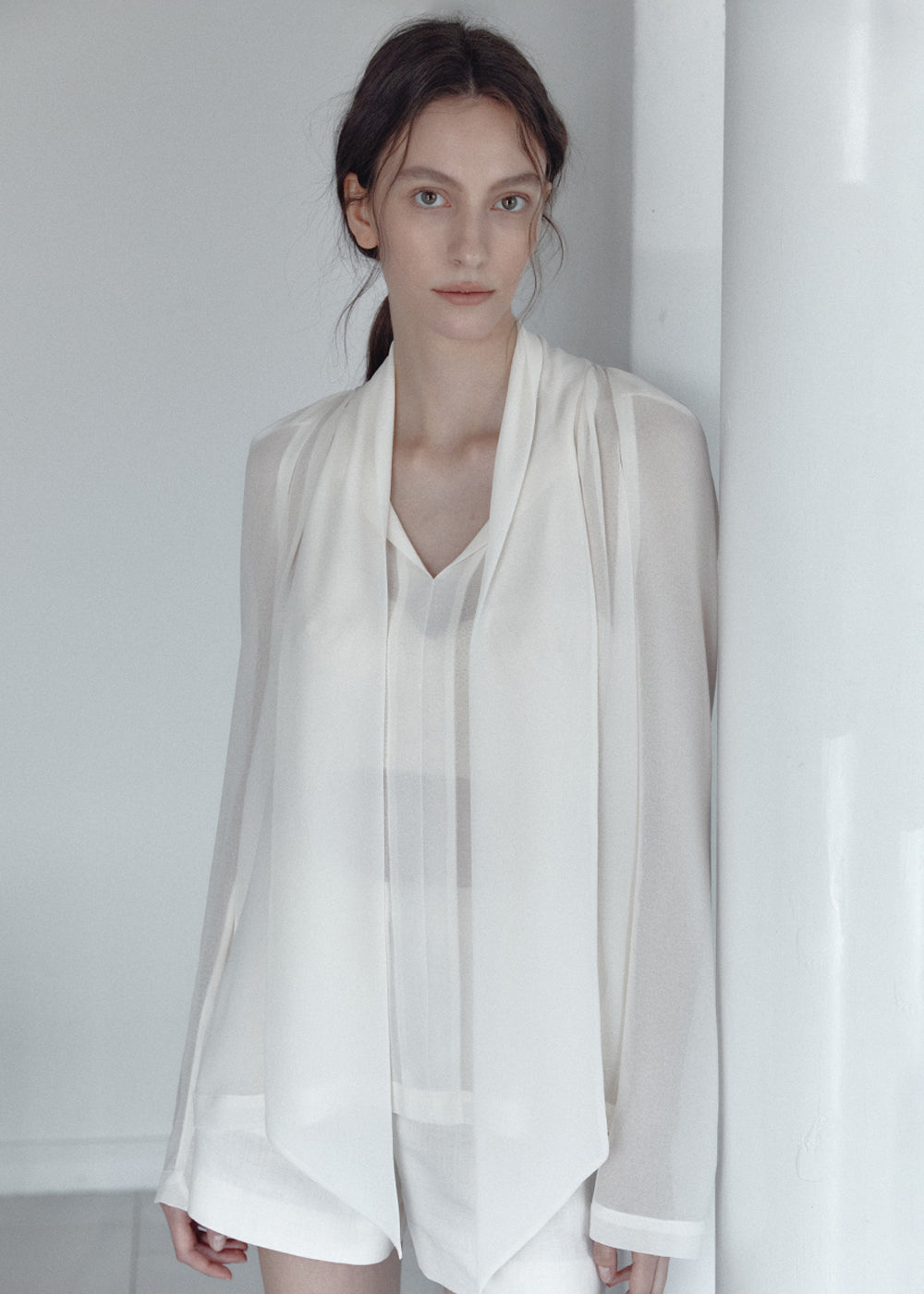 SHEER CRAPE TIE BLOUSE_CREAM