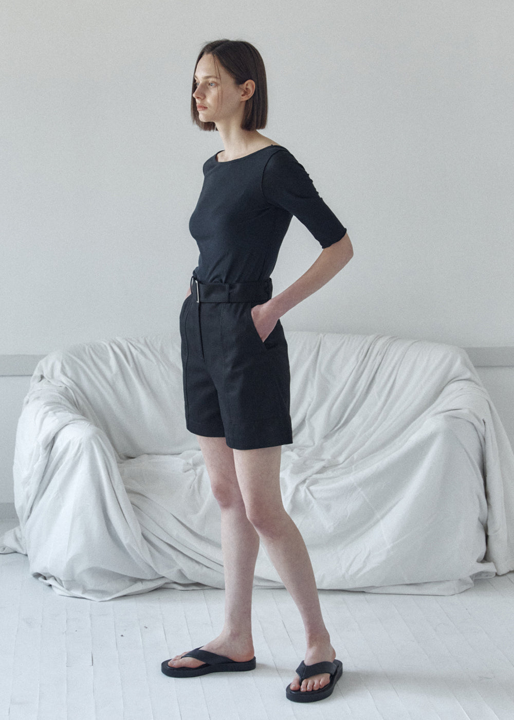 SOFT-COTTON BELTED HALF PANTS_BLACK