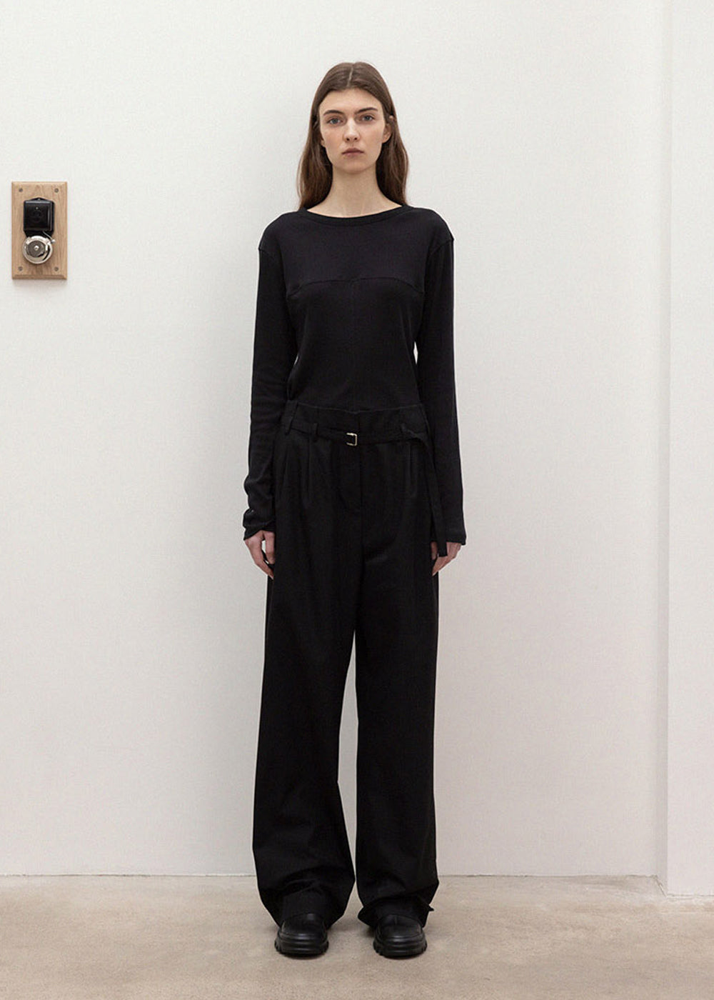 COTTON TUCK WIDE BELT PANTS_BLACK