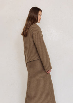 UNBALANCED MOCK NECK RIBBED SWEATER_BROWN