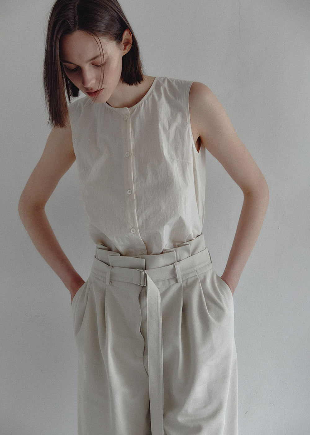 TWO-WAY BELTED JUMPSUIT_BEIGE