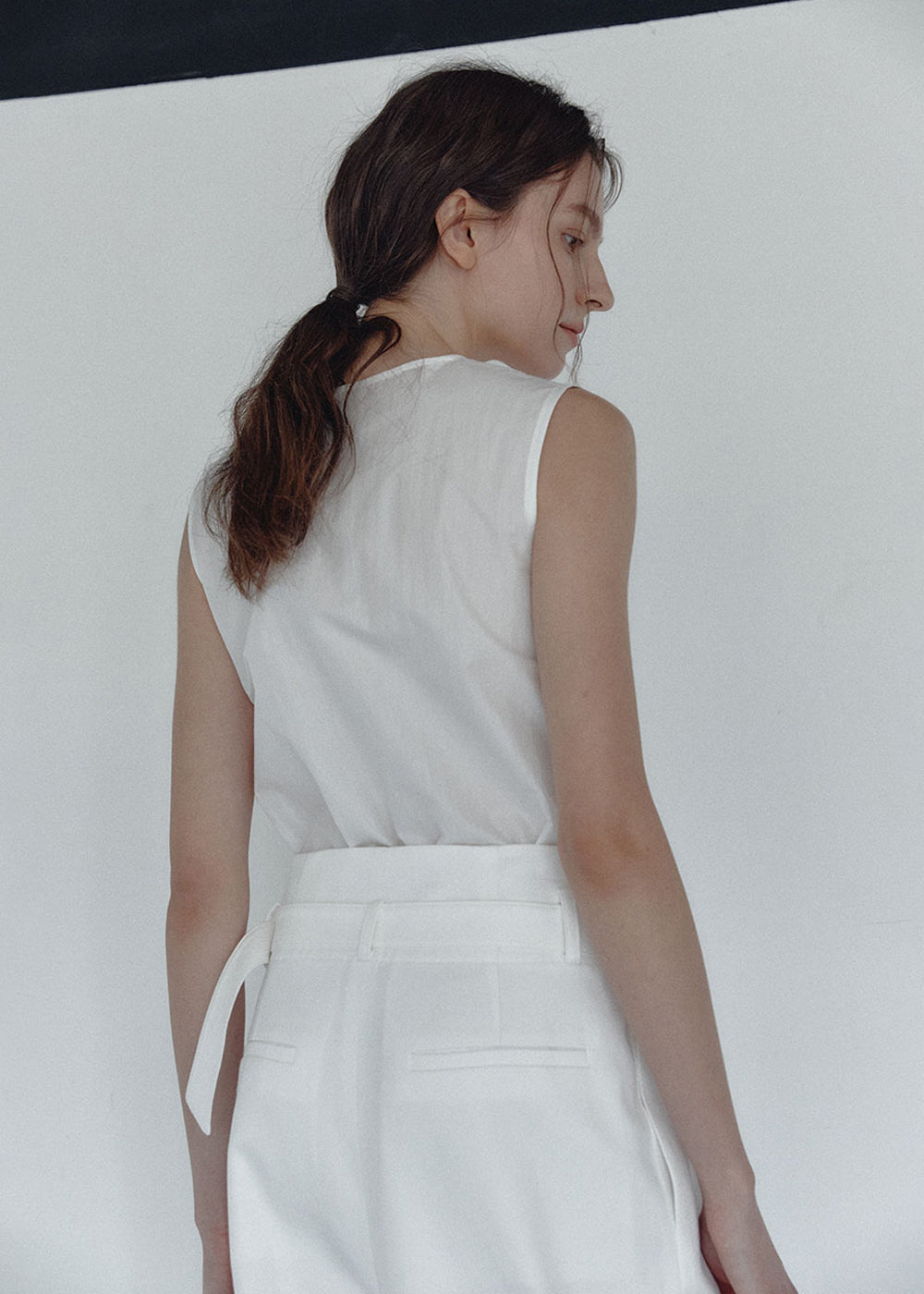 TWO-WAY BELTED JUMPSUIT_WHITE