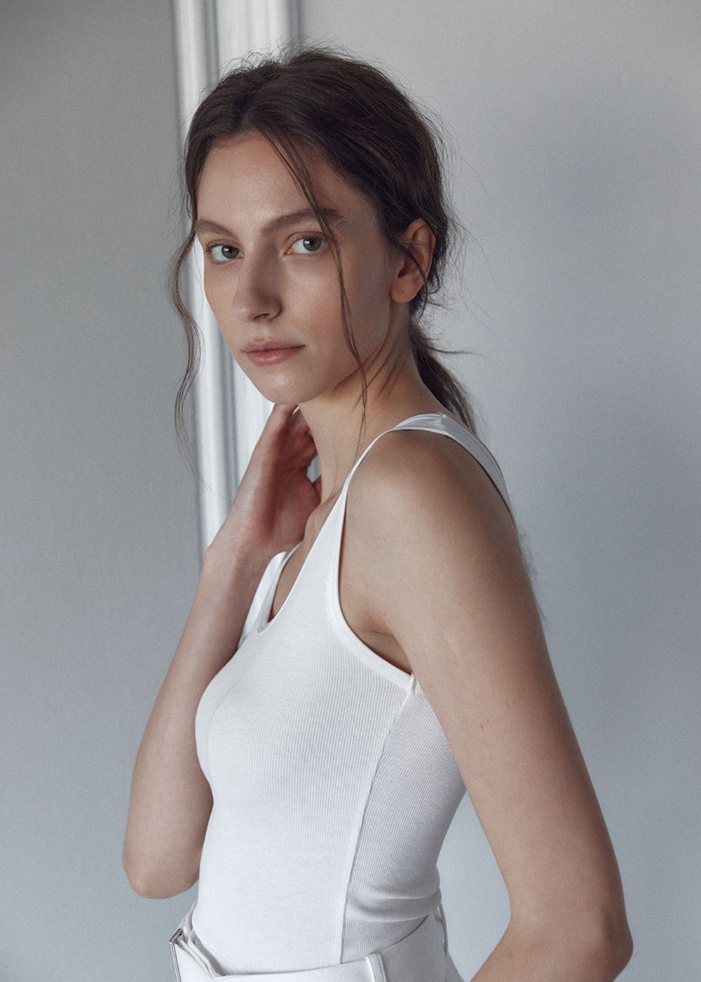 SATIN CONTRAST SLEEVELESS_IVORY