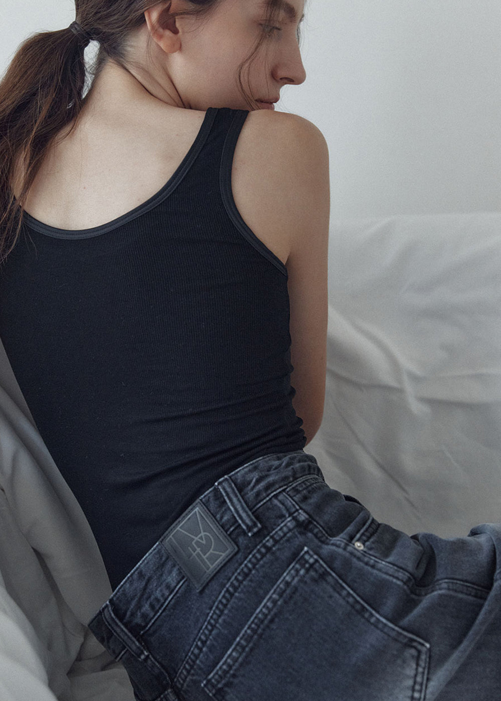 SIGNATURE BLACK DENIM PANTS_BLACK