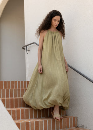 WRINKLE LINEN HALTER-NECK BALLOON DRESS