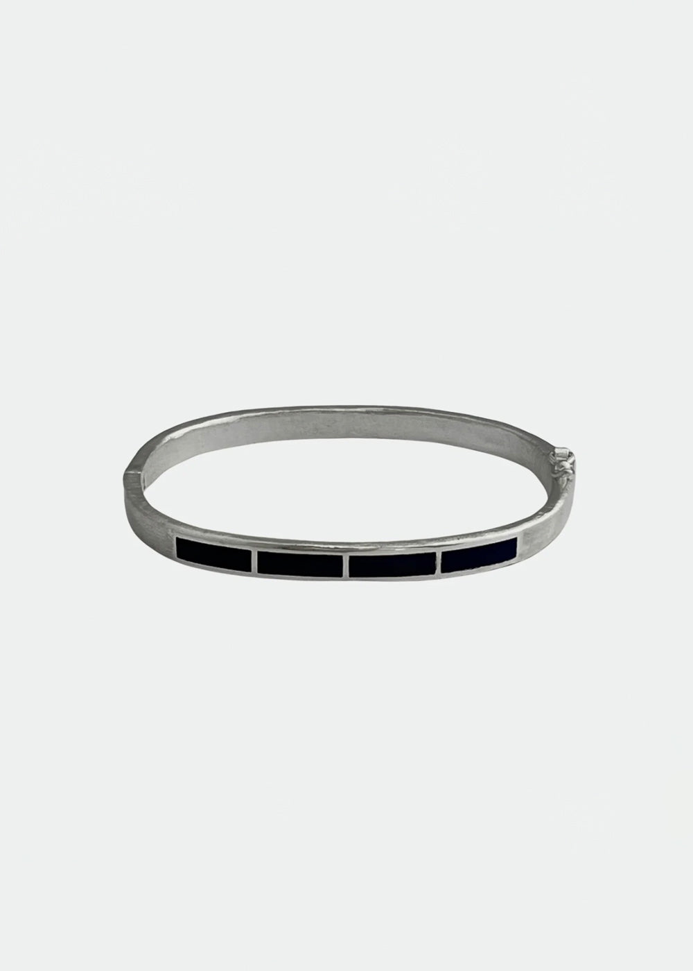 ONYX FILLED OVAL BRACELET_SILVER