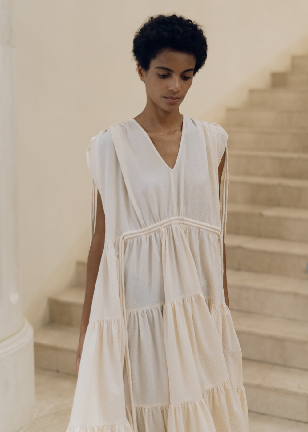 UNBALANCE STRING DRESS_BEIGE