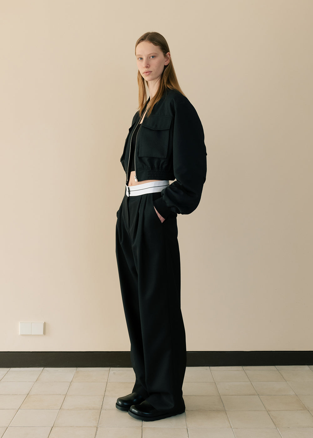 WAIST BAND POINTED PANTS_BLACK
