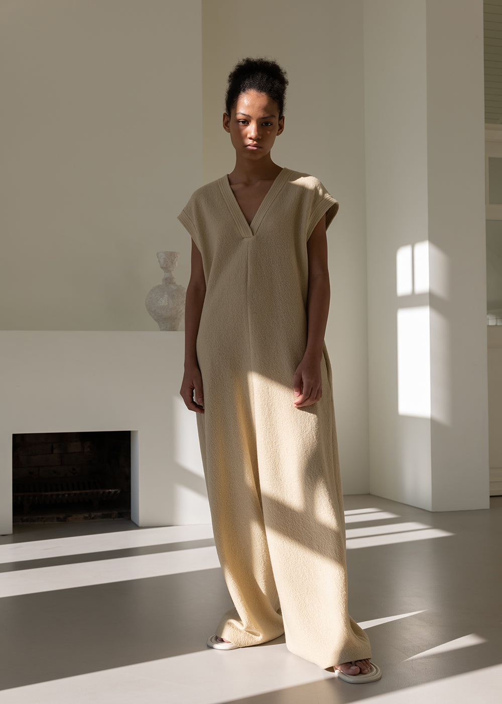 WOOL STITCH V-NECK JUMPSUIT BEIGE