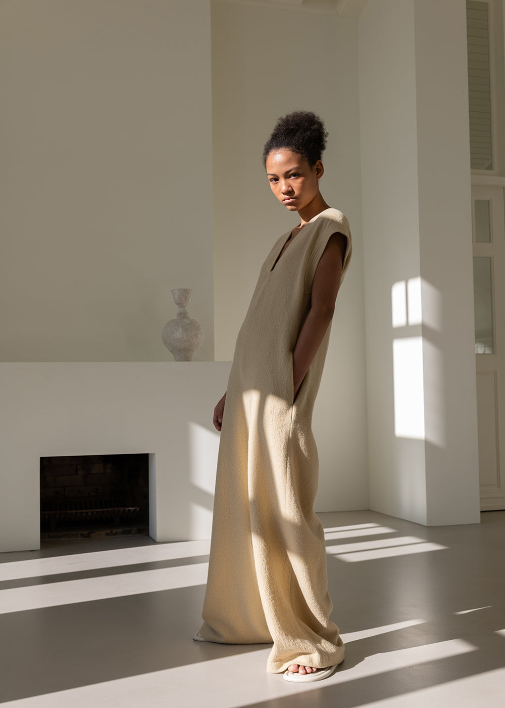 WOOL STITCH V-NECK JUMPSUIT BEIGE