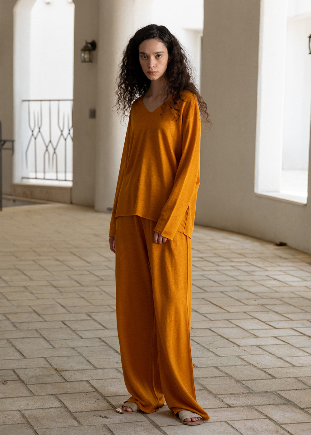 RELAXED-FIT PURE LINEN PANTS