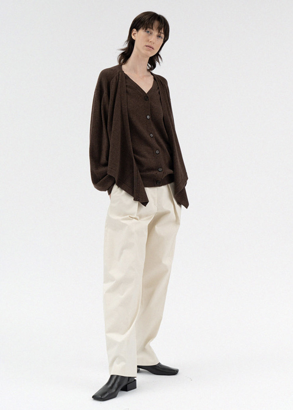 ONE PIN TUCK COTTON PANTS IVORY