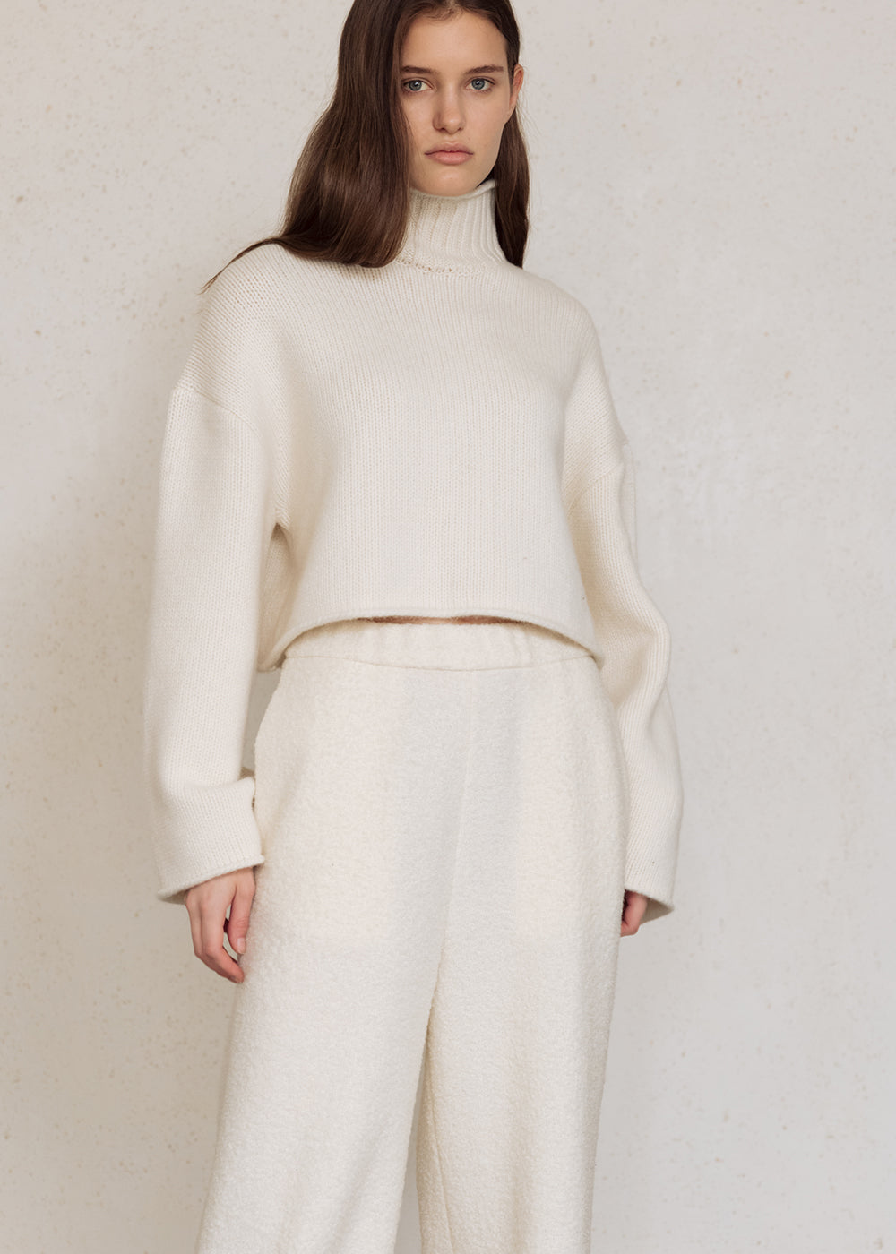 HIGH-NECK ALPACA SWEATER_IVORY